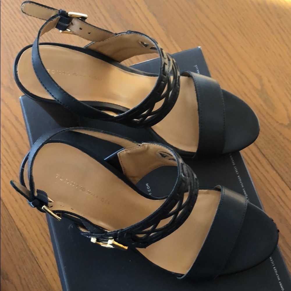 Tommy Hilfiger blue high heels